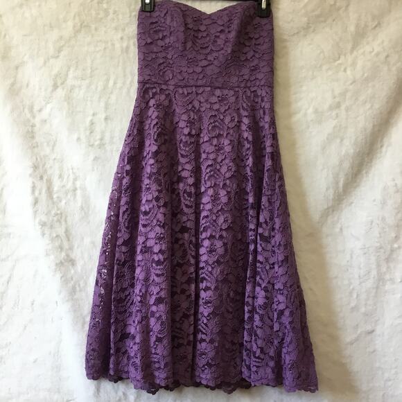 David's Bridal Dark Purple Strapless Lace Dress - Picture 4 of 14